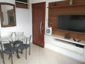 Apartamento em Copacabana, Posto 5, 300 metros da praia.